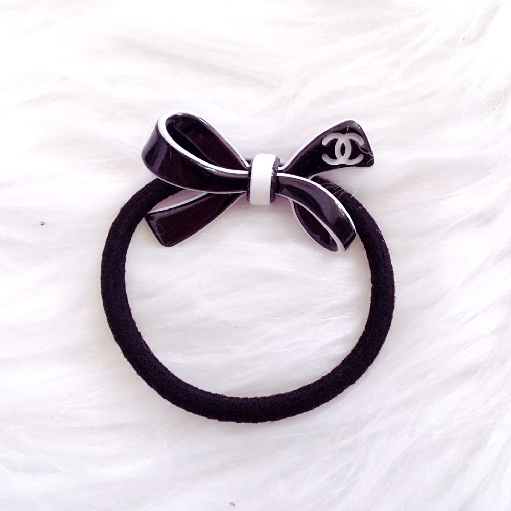 💜 NWOT Bow Hair Tie 💜